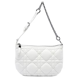 Borsa Dior Caro Tulip in pelle di vitello bianco con macrocannage Dior Mini
