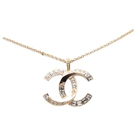 Collana con pendente Chanel Gold CC placcato oro e strass