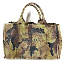 Prada Canapa Canvas Tote Bag in Grün