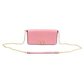 Bolsa transversal Candy Rose Pink em couro de bezerro granulado com logo e corrente - Valentino Garavani