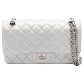 Borsa a tracolla Chanel 2.55 Matelassé Mademoiselle Chain