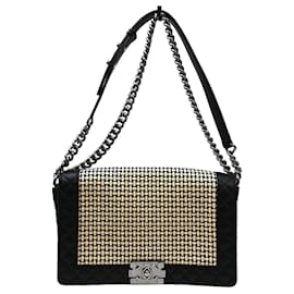Chanel Reverso Boy Flap in pelle di vitello intrecciata Old Medium
