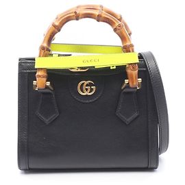Bolso 2-Way Gucci Diana Mini GG Marmont
