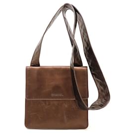 Chanel Schultertasche aus Leder in Bronze