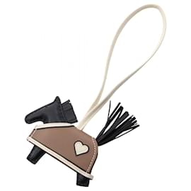 Hermès Hermes Rodeo PM Robeo Coeur Charm Accessorio