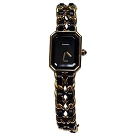 Chanel Première Uhr in Goldoptik und Leder