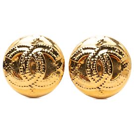 Orecchini Chanel Gold CC placcati oro tondi con clip