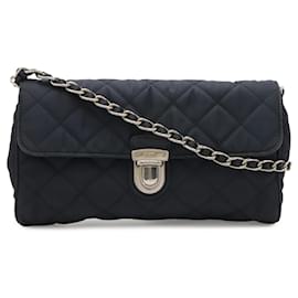 Prada Schultertasche aus gestepptem Nylon und Leder in Navy Blau