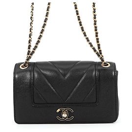 Borsa a tracolla Chanel Mademoiselle V-Stitch Black