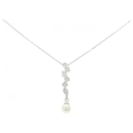 Collana Pellrita Mikimoto in oro bianco Au750 con perle Akoya e diamanti