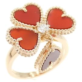 Van Cleef & Arpels Sweet Alhambra Feuillage Ring