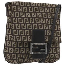 Borsa a tracolla FENDI Mamma Baguette in tela Zucchino marrone argento Auth 187923A