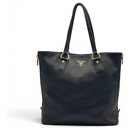 Borsa Prada in pelle nera