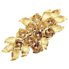 Spilla "Fleurs", oro giallo e diamanti. - Autre Marque