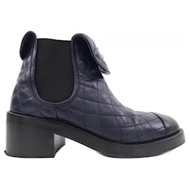 Stivaletti CHANEL in pelle d'agnello