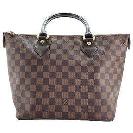 Louis Vuitton Saleya PM Handtasche