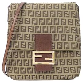 Fendi Schultertasche aus beigefarbenem Canvas