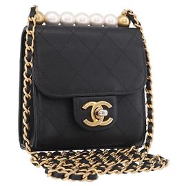 CHANEL Matelasse Chain Shoulder Bag Lamb Skin Black Gold CC Auth 187256SAM