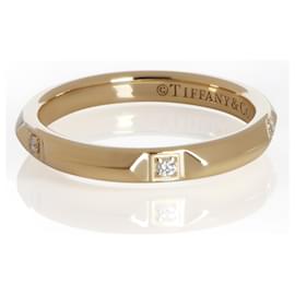 Anello Tiffany True in oro giallo e diamanti Tiffany & Co.