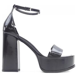 Sandali Louis Vuitton Fame Line
