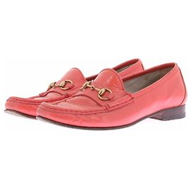 Mocasines Gucci de piel coral 37