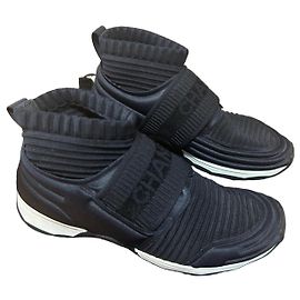 Chanel Zapatillas de tela negra con velcro
