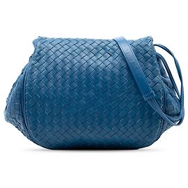 Bottega Veneta Borsa a tracolla con patta in nappa blu Intrecciato