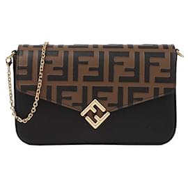 Fendi Borsa portafoglio con catena di diamanti