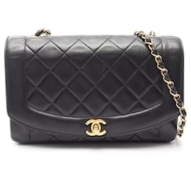Borsa a Spalla Chanel Matelassé Diana Flap