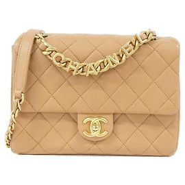 Bolso de hombro en cuero beige Chanel AS3885