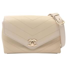 Mini borsa a tracolla Chanel Chevron V-Stitch