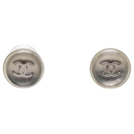 Orecchini rotondi Chanel Silver CC in resina e ottone con chiusura a perno