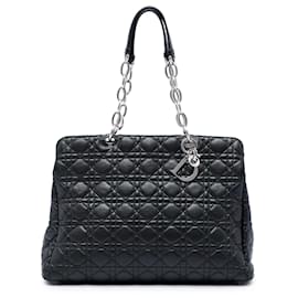 Dior Lady Dior Shopping Tote aus schwarzem Cannage Lambskin Soft mit Reißverschluss Large