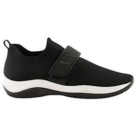 Prada Schwarze Sneaker