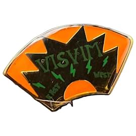 visvim Spilla Logo Broche in Ottone