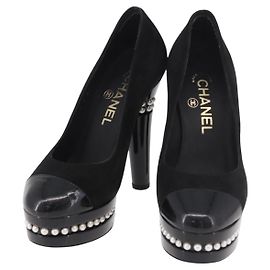 Décolleté CHANEL Pearl Suede 35 1/2 Black CC Auth am11955M