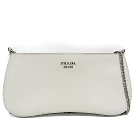 Clutch e borsa a tracolla in pelle da donna Prada Sydney 1BF085