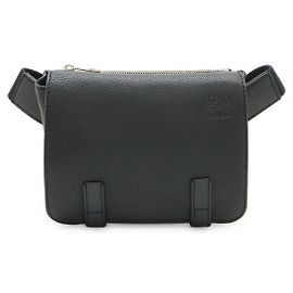 Sac banane militaire en cuir Anagram Loewe