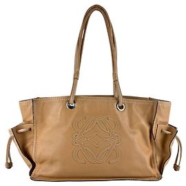 Borsa a tracolla in pelle marrone chiaro Loewe