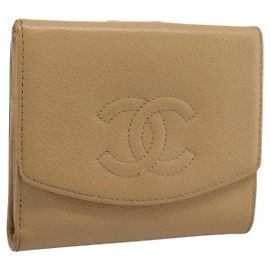 Cartera Bifold CHANEL en Piel Caviar Beige Oro CC Auth 187885