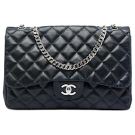 Chanel Black Jumbo Classic Lambskin Single Flap