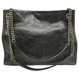 Borsa shopper Saint Laurent nera in pelle di vitello stropicciata con monogramma Niki Medium