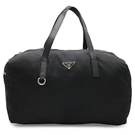 Prada Mini Boston Bag mit Dreieckslogo