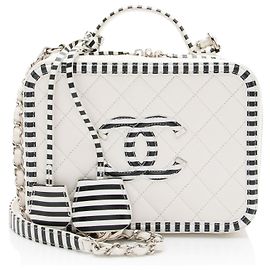 Beauty Case Chanel Caviar Leather CC Filigree Medium
