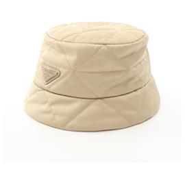 Cappello bucket in Re-Nylon Prada
