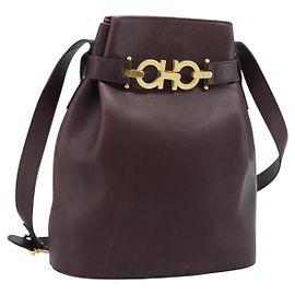 Borsa a tracolla Salvatore Ferragamo Gancini in pelle Bordeaux Oro Auth ka5032