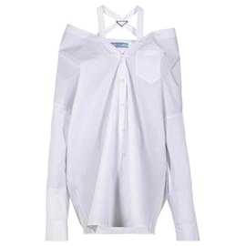 Vestido camisa Prada de algodón blanco con hombros descubiertos