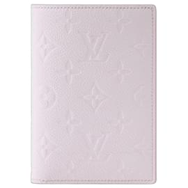 Louis Vuitton Monogram Empreinte Reisepasshülle