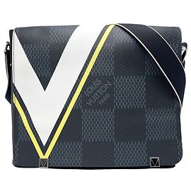 Borsa a tracolla Louis Vuitton Damier Cobalt Latitude District MM