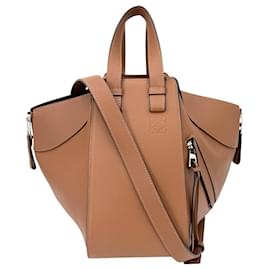 Bolsa Hammock feminina Loewe